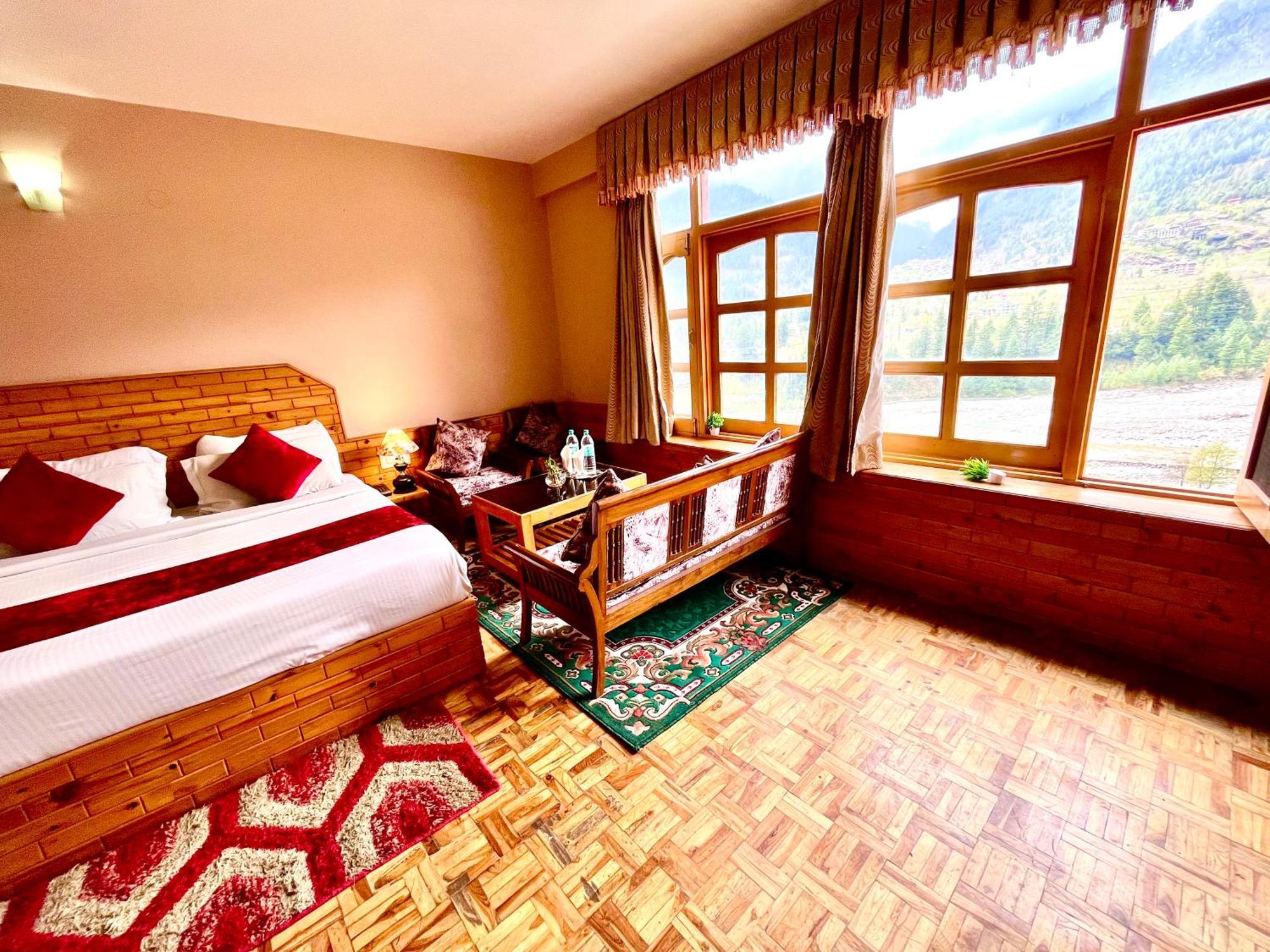 Hotel Hollywood Vibes #Riverview #Premium Rooms #Prime Location #Most Awarded #Parking #Top Rated #Open Terrace #Lawn #Best Selling Hotel In Manali Esterno foto