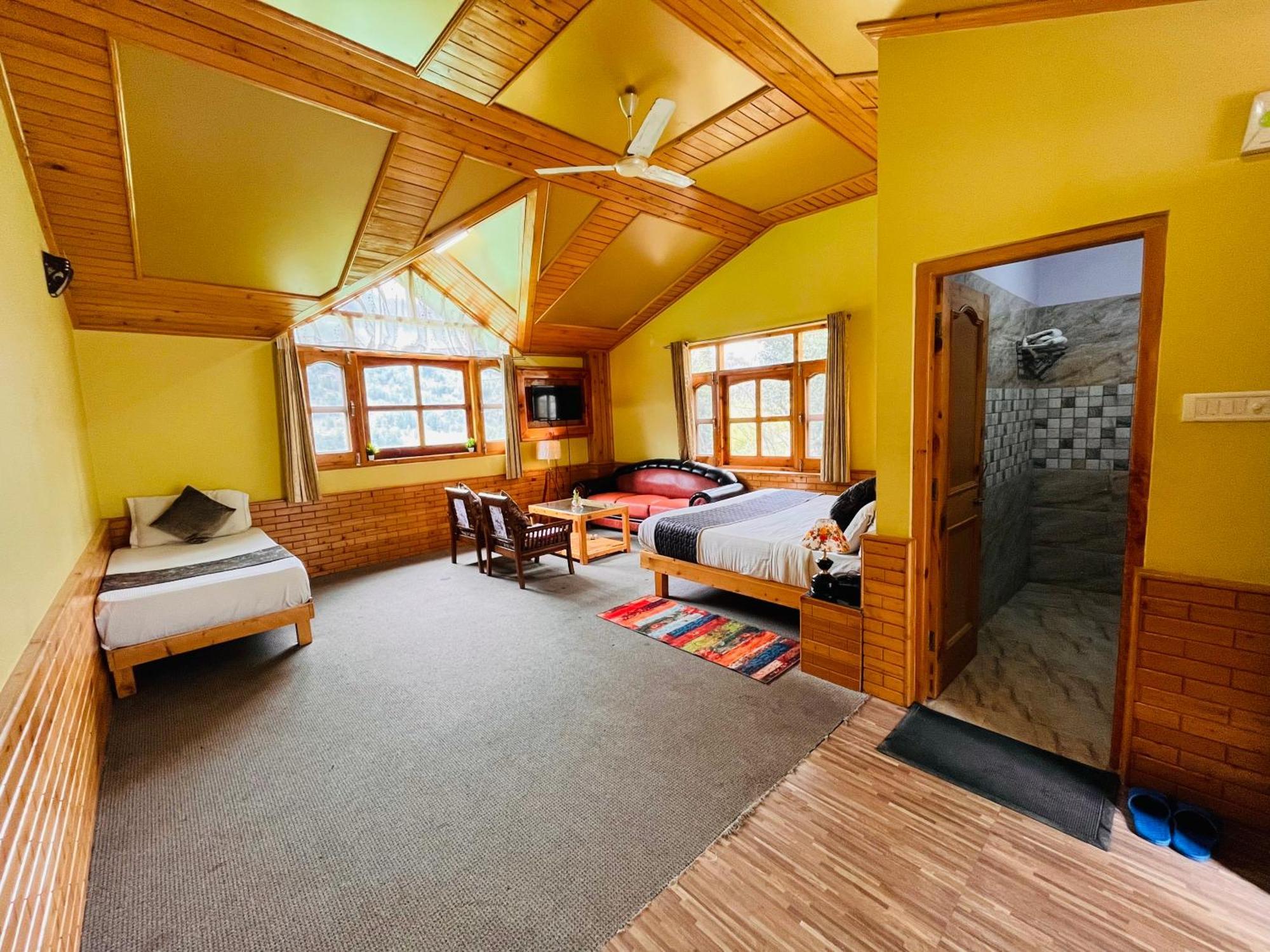 Hotel Hollywood Vibes #Riverview #Premium Rooms #Prime Location #Most Awarded #Parking #Top Rated #Open Terrace #Lawn #Best Selling Hotel In Manali Esterno foto