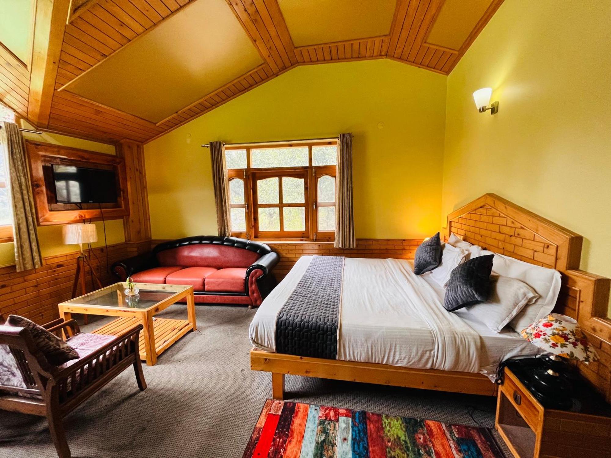 Hotel Hollywood Vibes #Riverview #Premium Rooms #Prime Location #Most Awarded #Parking #Top Rated #Open Terrace #Lawn #Best Selling Hotel In Manali Esterno foto
