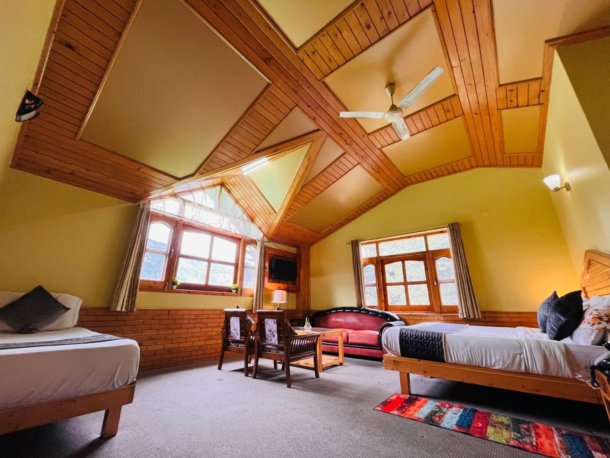 Hotel Hollywood Vibes #Riverview #Premium Rooms #Prime Location #Most Awarded #Parking #Top Rated #Open Terrace #Lawn #Best Selling Hotel In Manali Esterno foto