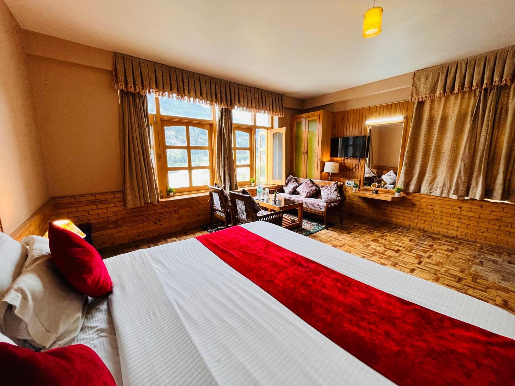 Hotel Hollywood Vibes #Riverview #Premium Rooms #Prime Location #Most Awarded #Parking #Top Rated #Open Terrace #Lawn #Best Selling Hotel In Manali Esterno foto