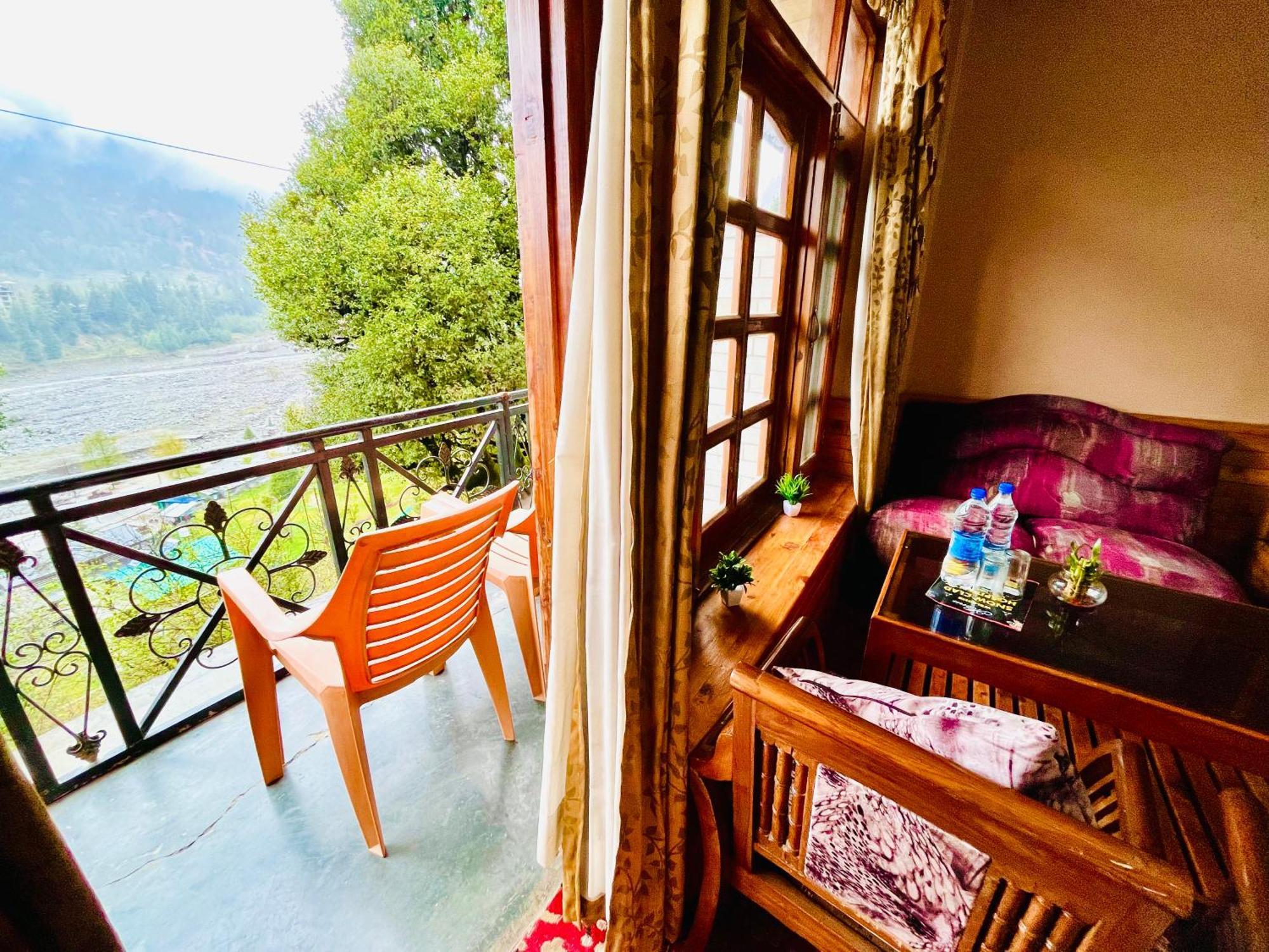 Hotel Hollywood Vibes #Riverview #Premium Rooms #Prime Location #Most Awarded #Parking #Top Rated #Open Terrace #Lawn #Best Selling Hotel In Manali Esterno foto