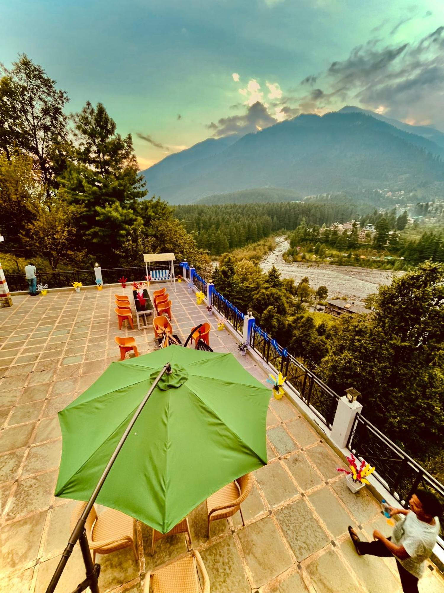 Hotel Hollywood Vibes #Riverview #Premium Rooms #Prime Location #Most Awarded #Parking #Top Rated #Open Terrace #Lawn #Best Selling Hotel In Manali Esterno foto