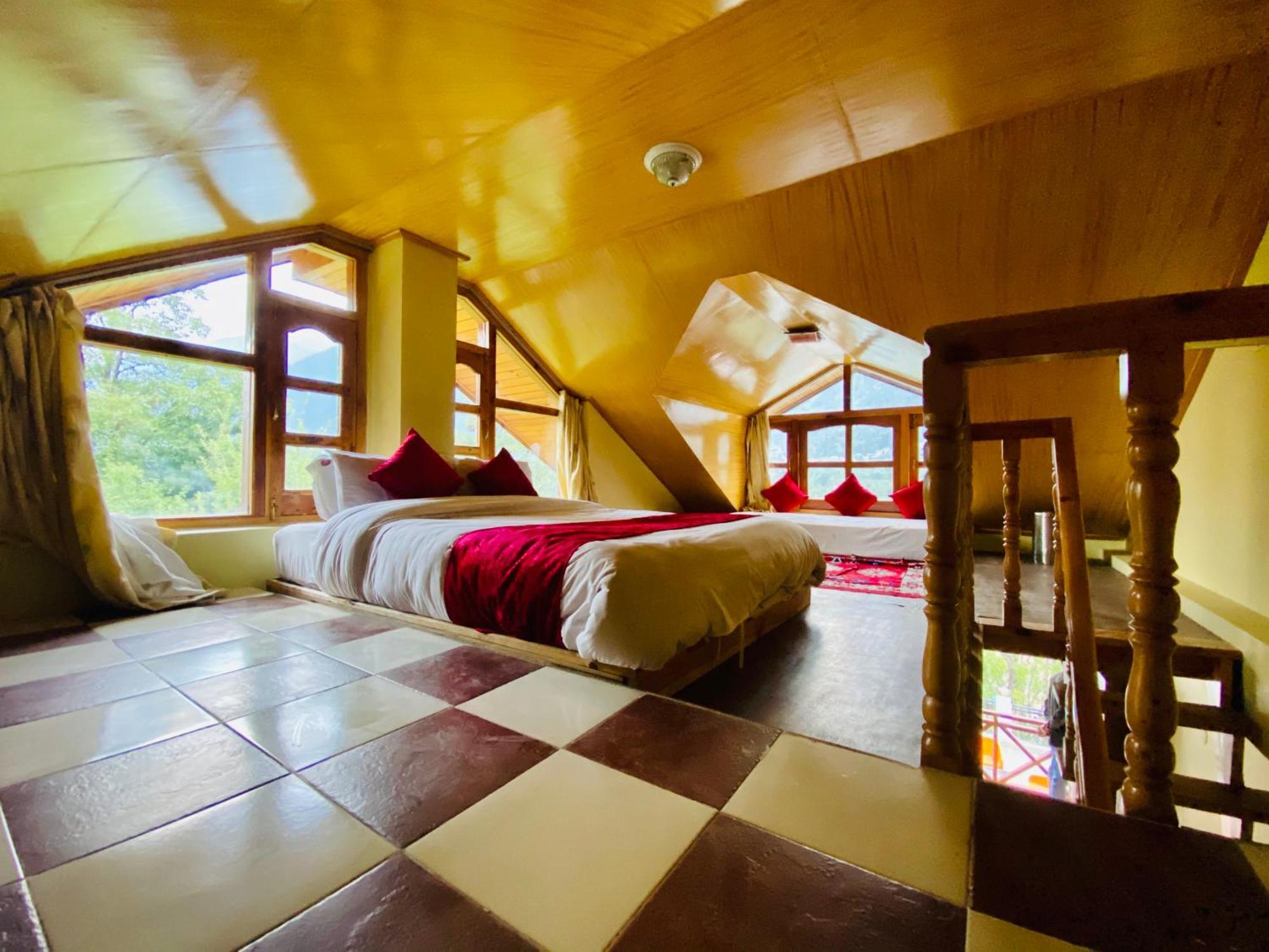 Hotel Hollywood Vibes #Riverview #Premium Rooms #Prime Location #Most Awarded #Parking #Top Rated #Open Terrace #Lawn #Best Selling Hotel In Manali Esterno foto