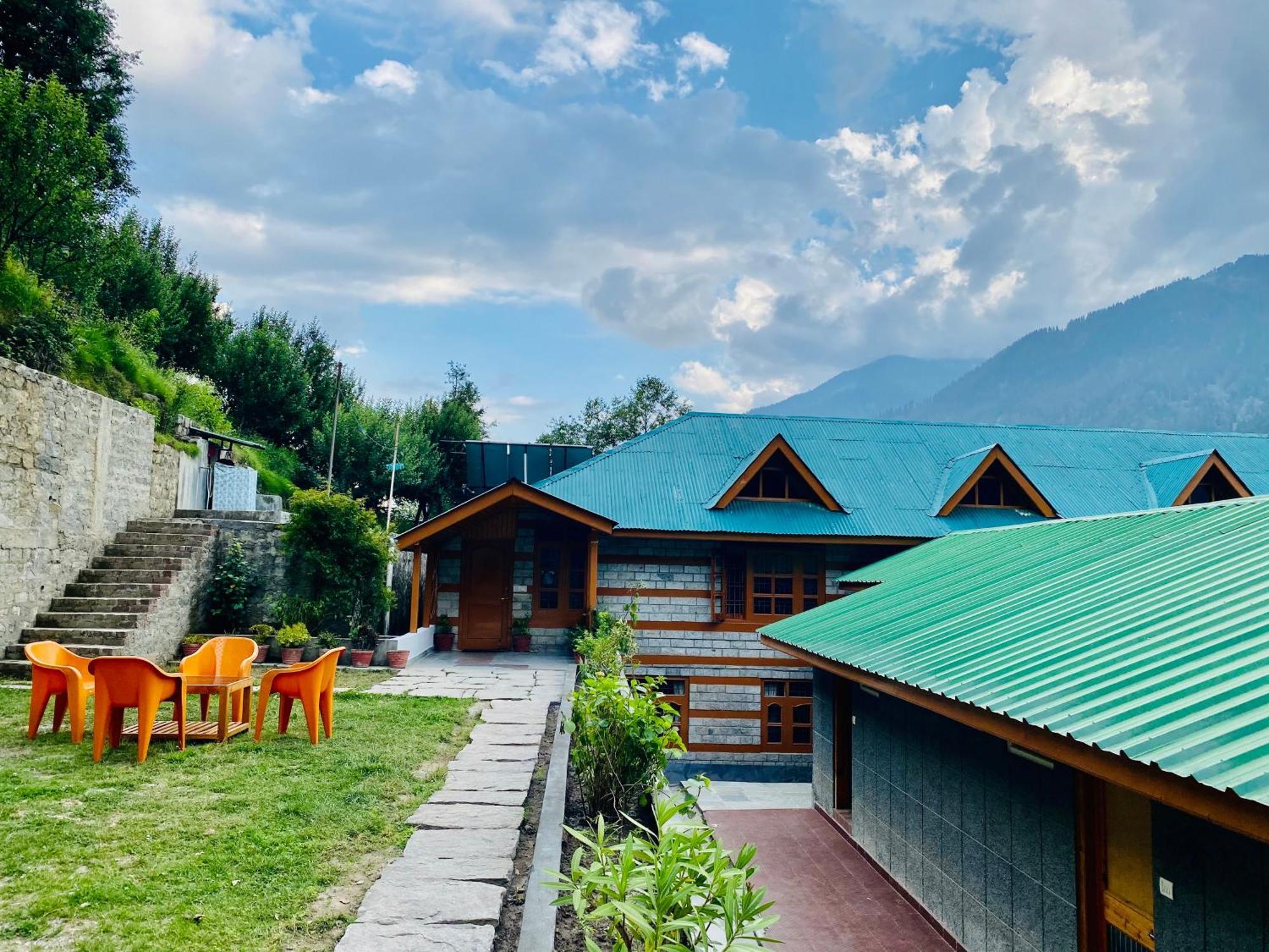 Hotel Hollywood Vibes #Riverview #Premium Rooms #Prime Location #Most Awarded #Parking #Top Rated #Open Terrace #Lawn #Best Selling Hotel In Manali Esterno foto